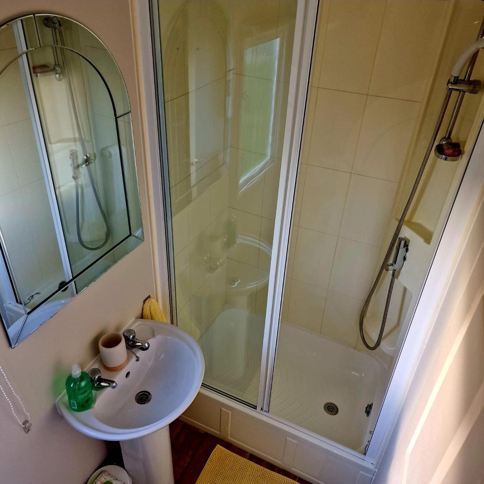 Sunshine Atlas Glamping Retreat Jaywick Sands المظهر الخارجي الصورة